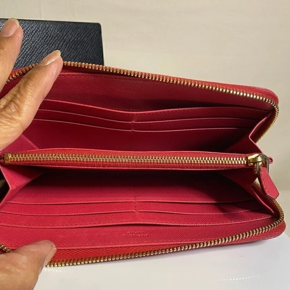 Authentic Prada Saffiano Zippy Wallet